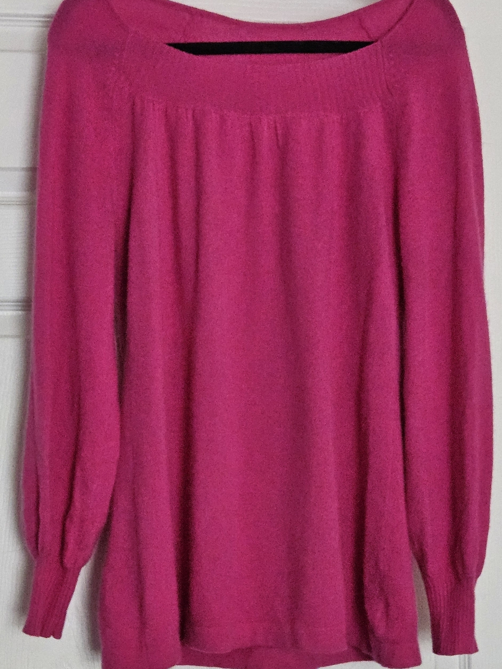 Women's Fuchsia Boatneck Pure Cashmere Sweater Sz Large NWOT